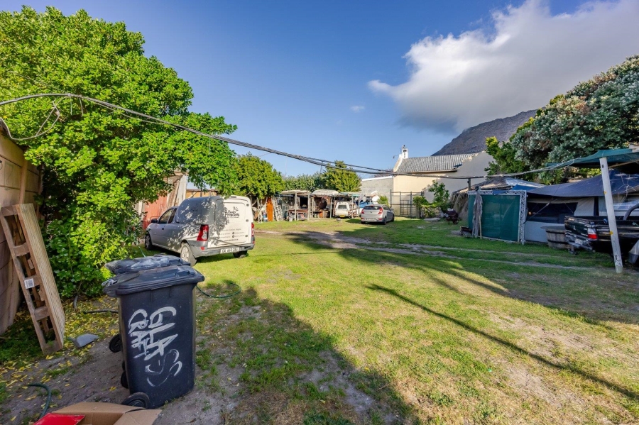 3 Bedroom Property for Sale in Lakeside Western Cape